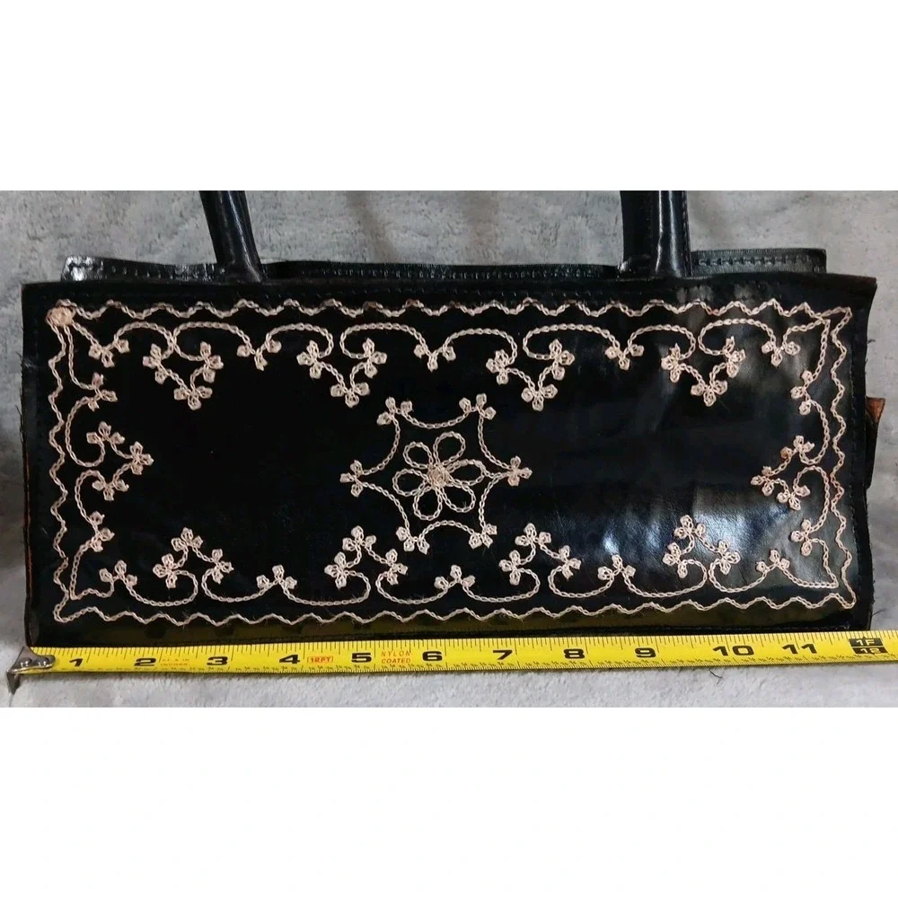 Aldo Black Leather Purse Handbag Cream‎ Beige Stitched Embroidered Bag READ